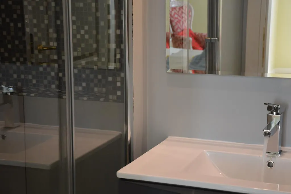 Luxury Apartment In Rattazzi Rome